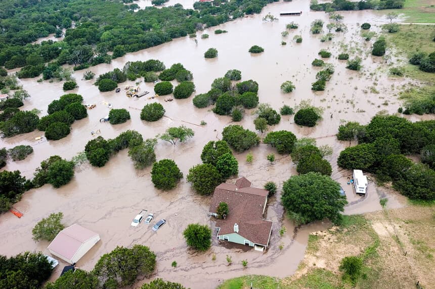 Cómo las condiciones meteorológicas provocaron inundaciones mortales y repentinas