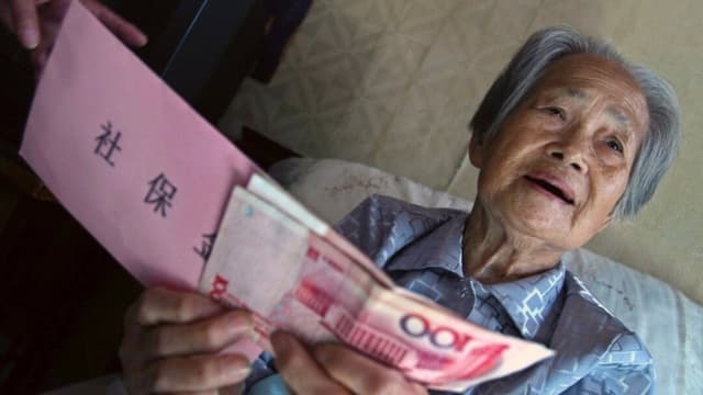 Auditoría revela que provincias chinas están saqueando las pensiones mientras la deuda local se dispara