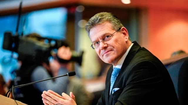 Ministros de Comercio de la UE se reúnen en Bruselas tras el anuncio de EE. UU. de un arancel del 30%