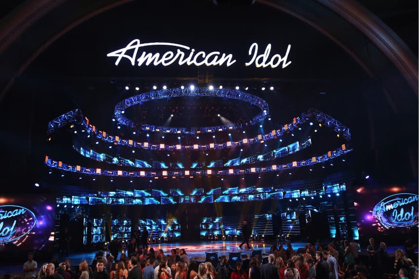 El escenario de la final de la temporada de despedida de "American Idol" en el Dolby Theatre de Los Ángeles, el 7 de abril de 2016. (Matt Sayles/Invision/AP).