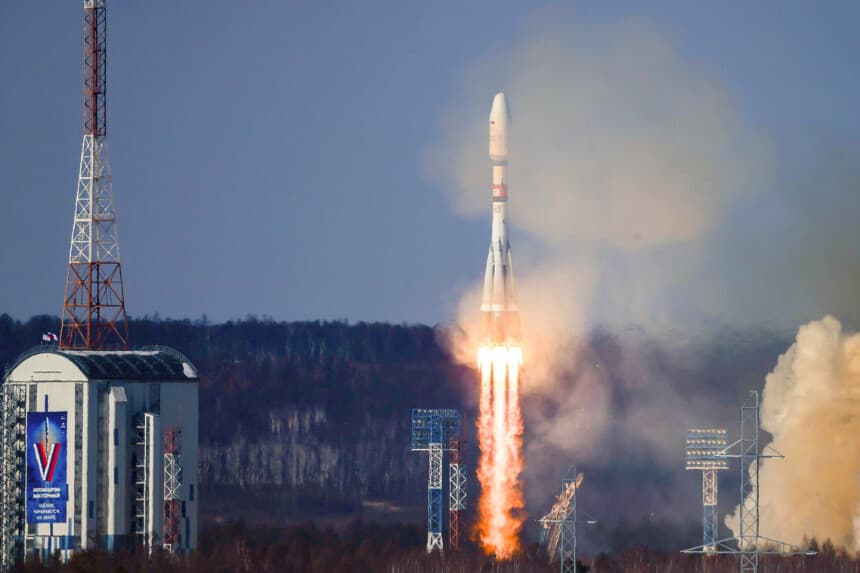 Rusia pone en órbita un satélite iraní