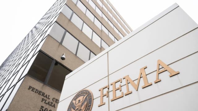 FEMA ofrece USD $608 millones a los estados para detener a inmigrantes ilegales