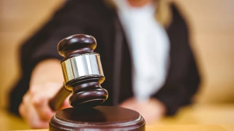 Juez de EE. UU. anula políticas de California que ocultaban cambios de género a los padres