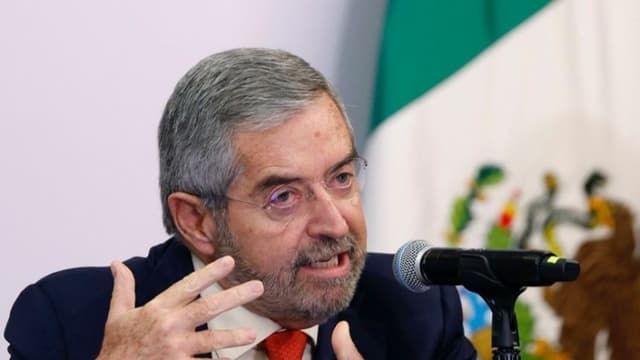 México emite reglas para dar visas electrónicas y simplifica trámites migratorios