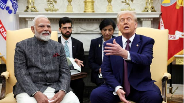 Trump impone arancel del 25 % a India, además de una penalización no especificada