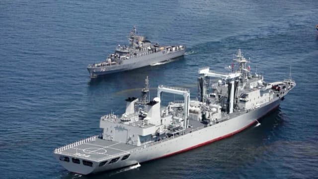 China y Rusia inician maniobras navales conjuntas en medio de creciente preocupación por lazos militares