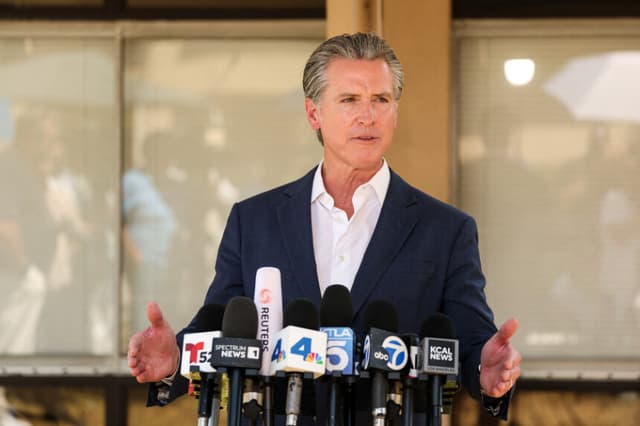 Newsom dice que elecciones especiales por redistribución de distritos en California serían el 4 de noviembre