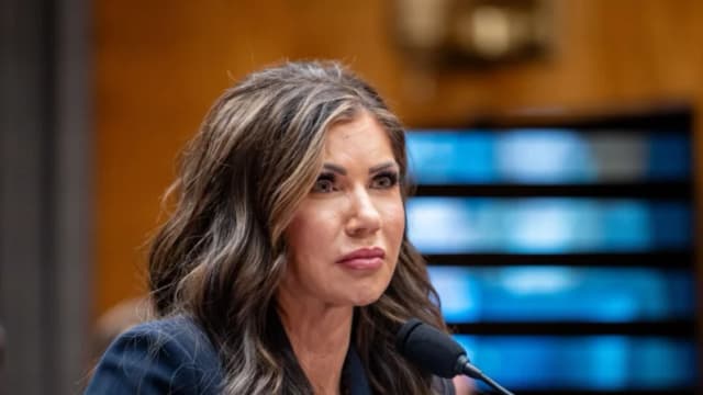 Noem pide extradición de mexicano presunto asesino de una joven 24 años en Illinois