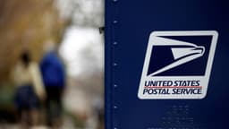 USPS aumentará temporalmente tarifas postales durante las fiestas navideñas