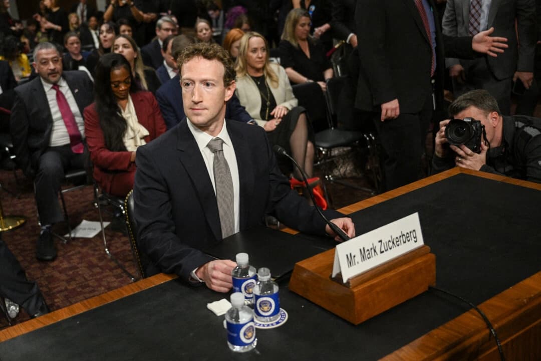 Mark Zuckerberg, director ejecutivo de Meta, comparece ante el Comité Judicial del Senado el 31 de enero de 2024. (Brendan Smialowski/AFP a través de Getty Images)