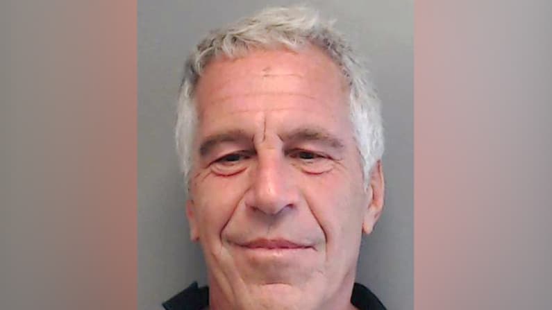 DOJ publica 3 millones de páginas y miles de fotos de archivos Epstein, dice fiscal Blanche