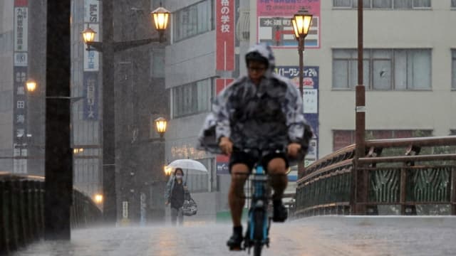 Lluvias récord en Japón: Evacúan a 1600 personas y hay al menos un fallecido