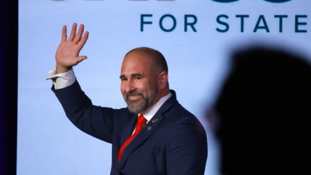 DeSantis nombra al senador estatal Jay Collins vicegobernador de Florida