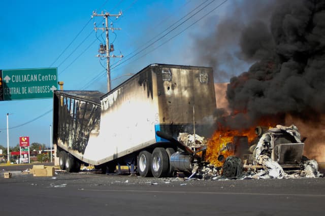 Departamento de Estado emite alerta de seguridad para viajeros a México