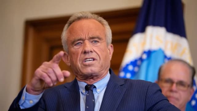 HHS reactiva grupo de vacunas tras demanda financiada por Children’s Health Defense