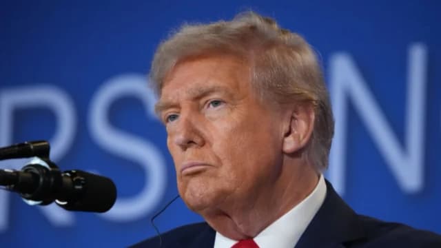 Trump pausa amenazas de aranceles a China tras cumbre con Putin