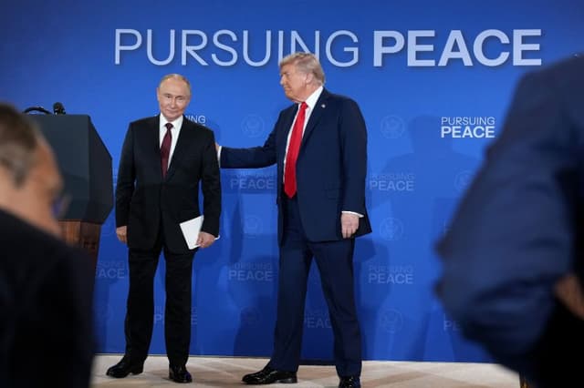 Carney: El "liderazgo" de Trump crea una oportunidad para poner fin a la guerra de Rusia en Ucrania