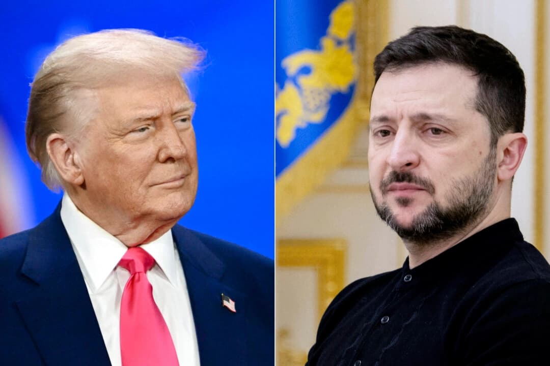 (Izquierda) El presidente de Estados Unidos, Donald Trump, el 22 de febrero de 2025. (Derecha) El presidente de Ucrania, Volodymyr Zelenski, el 12 de febrero de 2025. (Alex Wroblewski y Tetiana Dzhafarova/AFP vía Getty Images)