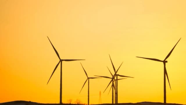 El USDA pone fin a la financiación de proyectos solares y eólicos en tierras agrícolas