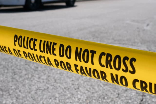 Encuentran a madre y bebé muertos en una camioneta sumergida tras un mes de búsqueda en California