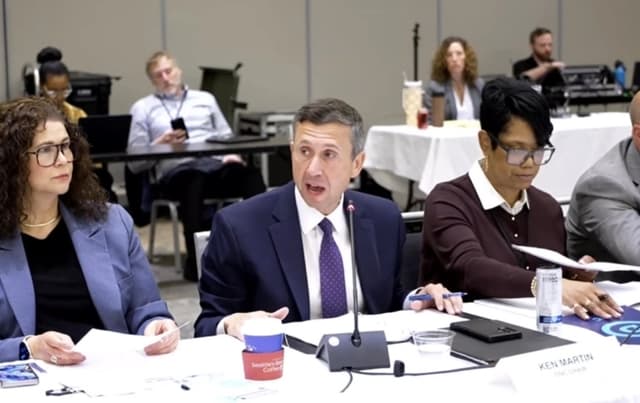 Panel del DNC reafirma sus prioridades mientras continúa el debate sobre Gaza