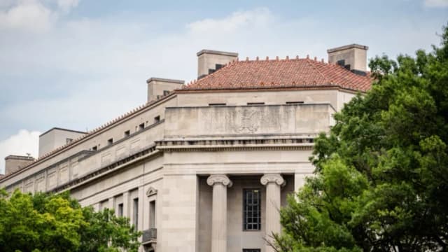 Investigador chino es acusado de robar investigaciones financiadas por EE. UU.