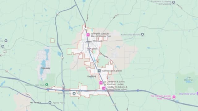 Accidente múltiple deja 17 heridos y cierra importante autopista interestatal en el este de Texas
