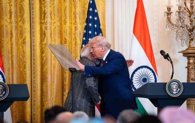 Trump afirma que la India ofreció aranceles cero tras décadas de comercio "unilateral"