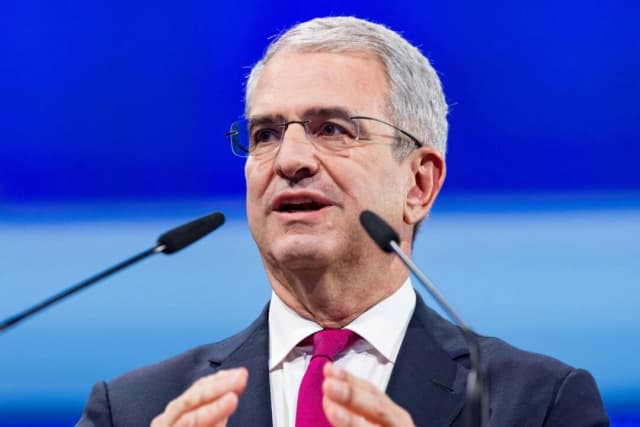 Nestlé despide a su director ejecutivo por conducta indebida con una empleada