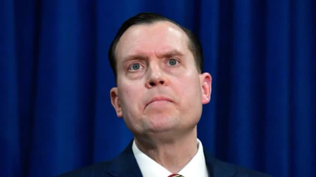 Kentucky pone fin a matrícula para inmigrantes ilegales tras presión legal del DOJ