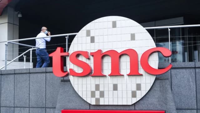 Gobierno de EE. UU. revoca exención de TSMC para enviar equipos semiconductores a China
