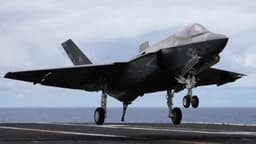 Trump considera acuerdo con Arabia Saudí para la venta de aviones F-35