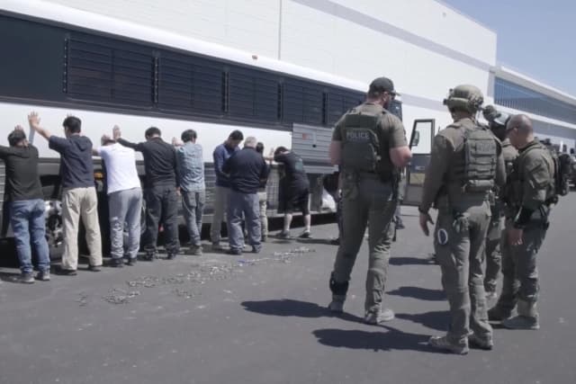 Corea del Sur llega a un acuerdo con EE. UU. para liberar a trabajadores detenidos en planta de Georgia