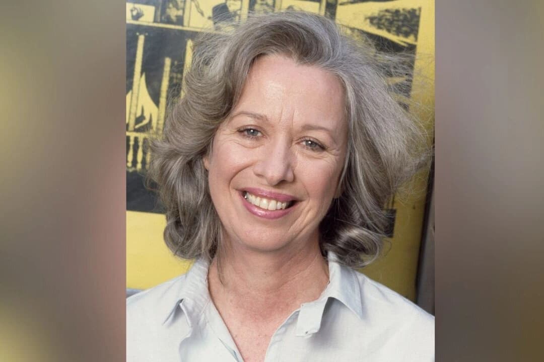 Fallece Polly Holliday, actriz famosa por interpretar a Flo en la comedia "Alice", a los 88 años