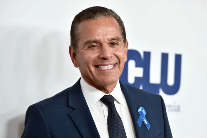 El exalcalde de Los Ángeles, Antonio Villaraigosa, asiste a la cena anual de la Carta de Derechos de la ACLU SoCal en el Hotel Four Seasons de Beverly Wilshire en Beverly Hills, California, el 17 de noviembre de 2019. Alberto E. Rodriguez/Getty Images