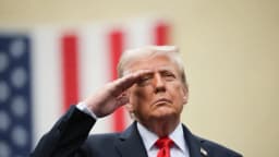 Presidente Trump y la primera dama asisten a la ceremonia conmemorativa del 11-S en el Pentágono