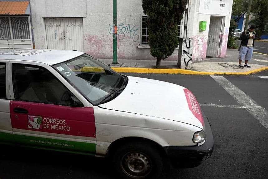 México reanuda el envío postal de cartas y documentos a Estados Unidos