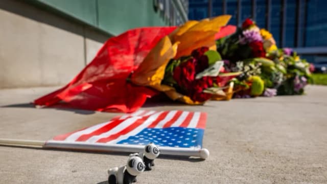 Office Depot despide a empleado por negarse a imprimir un cartel para la vigilia de Charlie Kirk