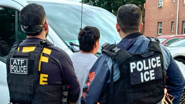 ICE solicita la deportación de inmigrante ilegal cubano acusado de asesinato por decapitación en Texas