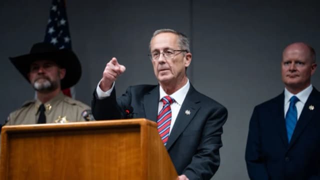 La fiscalía anuncia cargos contra el presunto asesino de Charlie Kirk