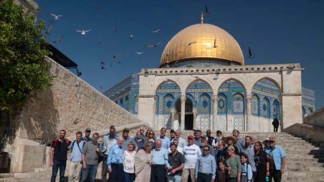 Judíos rezan por Charlie Kirk en el Monte del Templo pese a restricciones religiosas