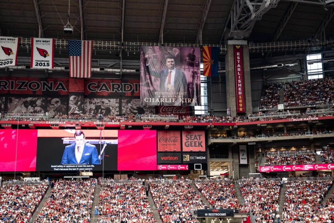 El funeral de Charlie Kirk, un momento de celebración y renacimiento, según asistentes