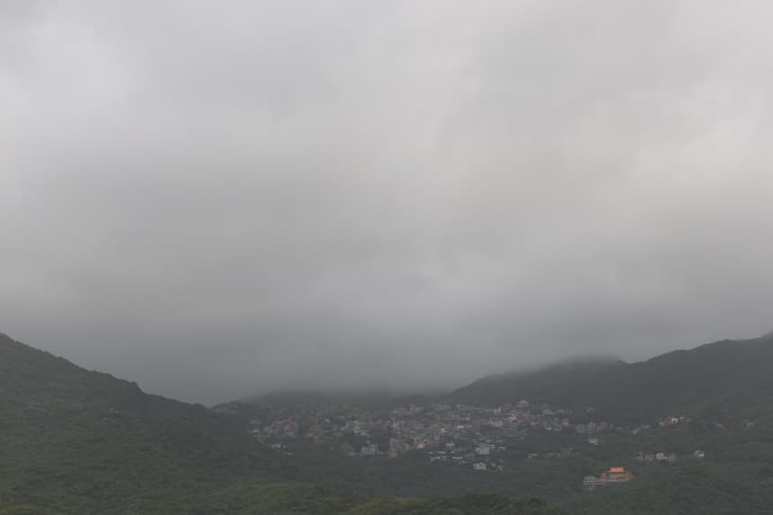 "Ragasa" el tifón más fuerte del año, impacta Filipinas y amenaza a varios países