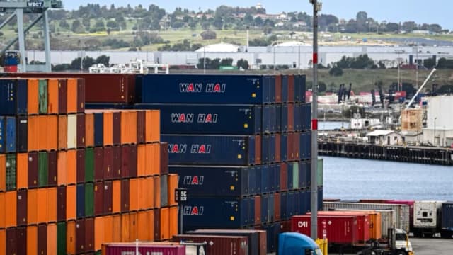 Exportaciones chinas de imanes de tierras raras a EE. UU. caen mientras aumentan envíos globales