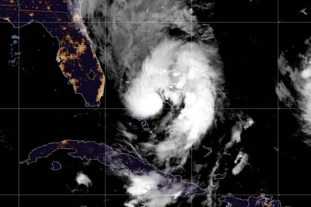 Tormenta tropical Imelda se forma cerca de las Bahamas y se espera que se convierta en huracán