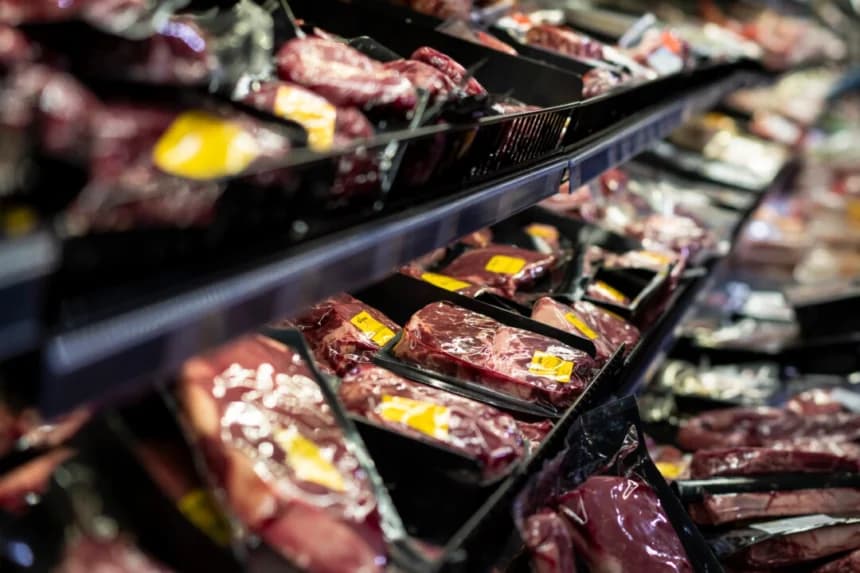 Precios de la carne de res suben a cifras récord por escasez en EE. UU.