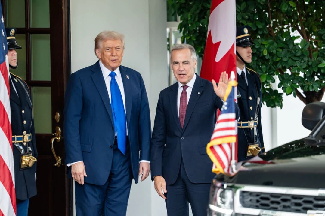 Trump prepara posible acuerdo y dice que los canadienses "volverán a querernos"
