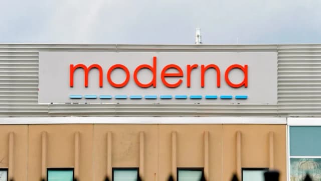 FDA acepta considerar la vacuna de ARNm contra la influenza de Moderna