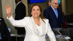 Fiscalía de Perú solicita evitar salida del país a la expresidenta Dina Boluarte