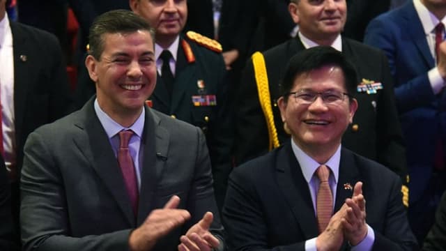 El presidente de Paraguay ratifica alianza con Taiwán en Día Nacional de la isla